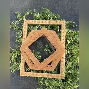Wooden loom peg boards